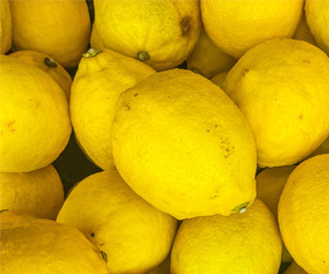 Man sieht "nur" wunderbar gelbe Zitronen auf dem Bild. 