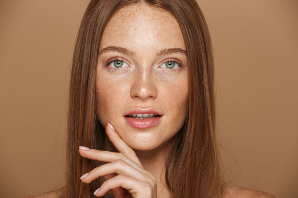 Crème pour le visage naturelle - a une durée de conservation plus courte qu'un produit conventionnel.